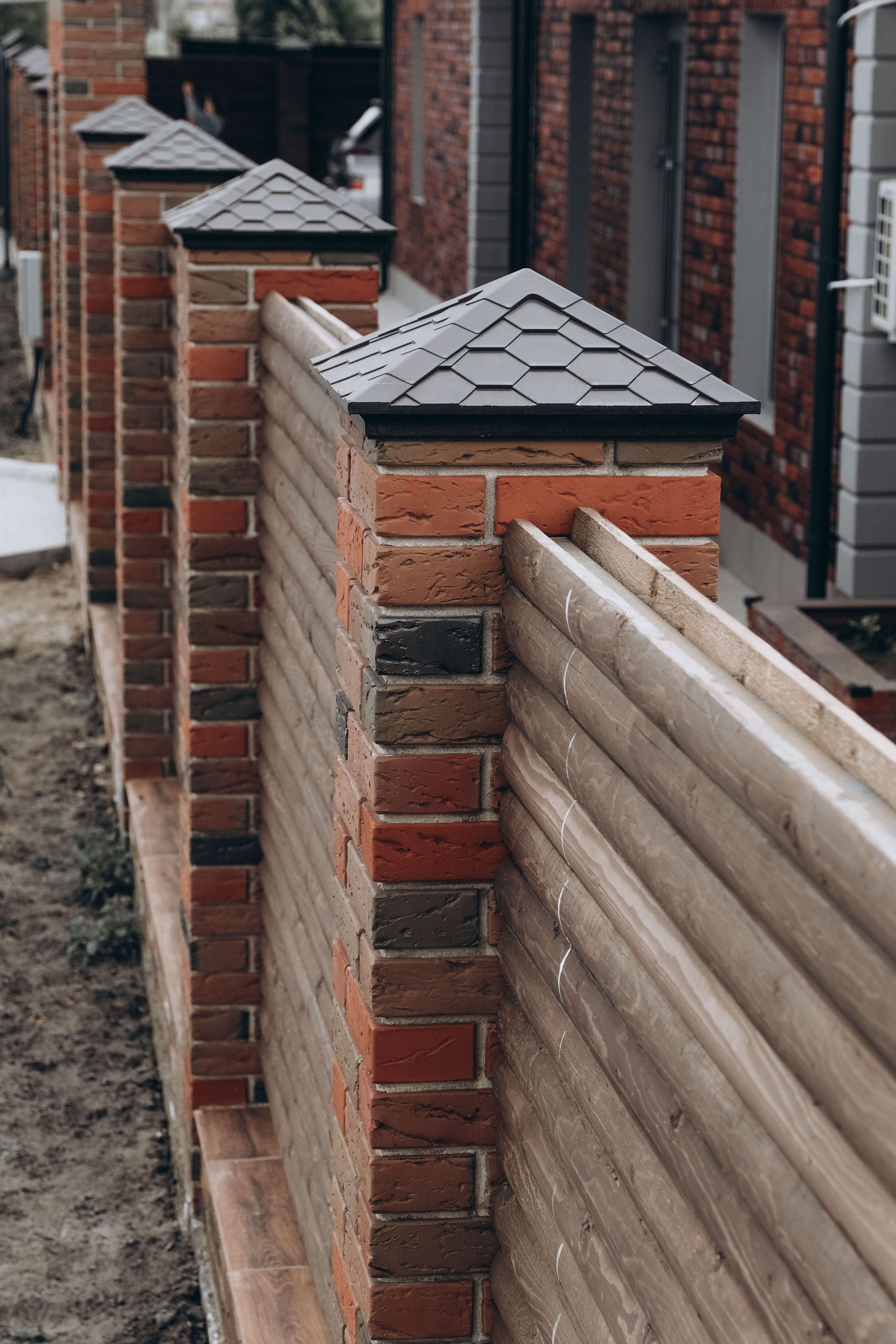 Колпак Zking Эверест Коричневый на столб 1.5х1.5 кирпича (390х390мм) в Аксае фото